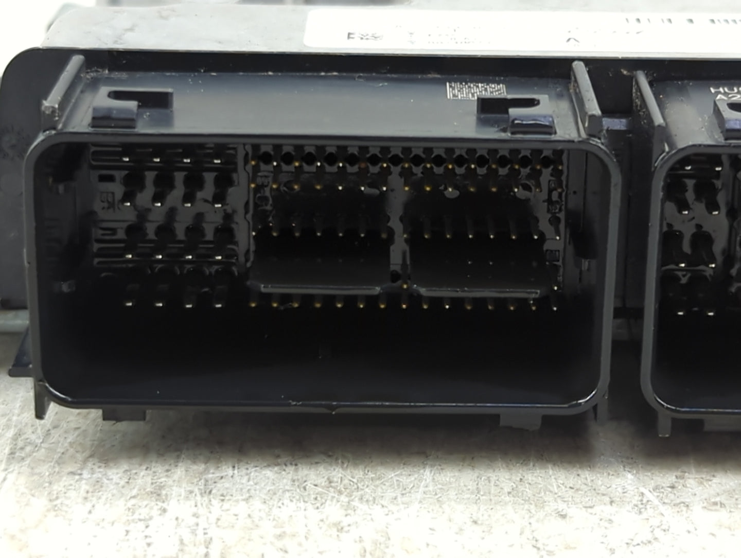 2017-2019 Ford Escape PCM Engine Control Computer ECU ECM PCU OEM P/N:HJ5A-12A650-MA FV6A-12B684-AB Fits Fits 2017 2018 2019