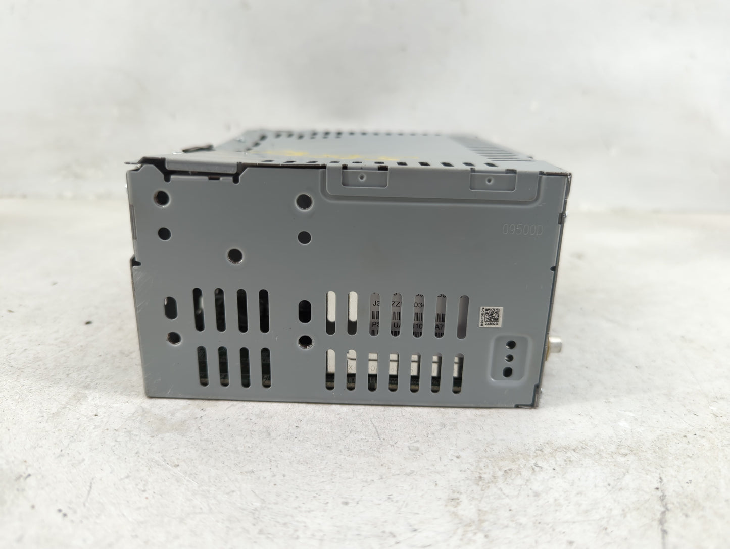 2017-2019 Ford Escape Radio AM FM Cd Player Receiver Replacement P/N:CQ-CJ36N24MC Fits Fits 2017 2018 2019 OEM Used Auto Par