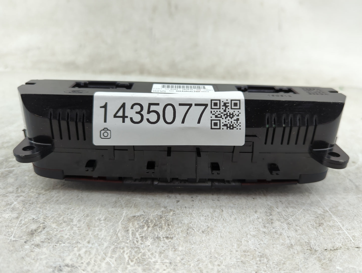 2018-2019 Ford Escape Climate Control Module Temperature AC/Heater Replacement P/N:GJ5T-18C612-CH Fits Fits 2018 2019 OEM Us