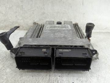 2017-2019 Ford Escape PCM Engine Control Computer ECU ECM PCU OEM P/N:HJ5A-12A650-HA HS7A-12B684-JA Fits Fits 2017 2018 2019