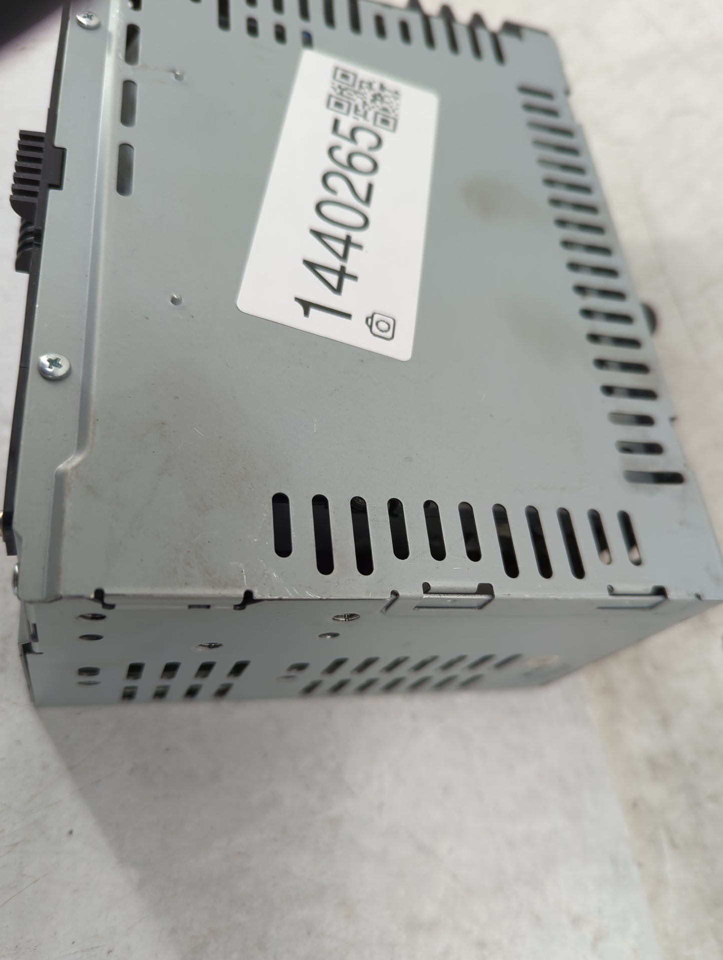 2017-2019 Ford Escape Radio AM FM Cd Player Receiver Replacement P/N:GJ5T-19C107-DD Fits Fits 2017 2018 2019 OEM Used Auto P