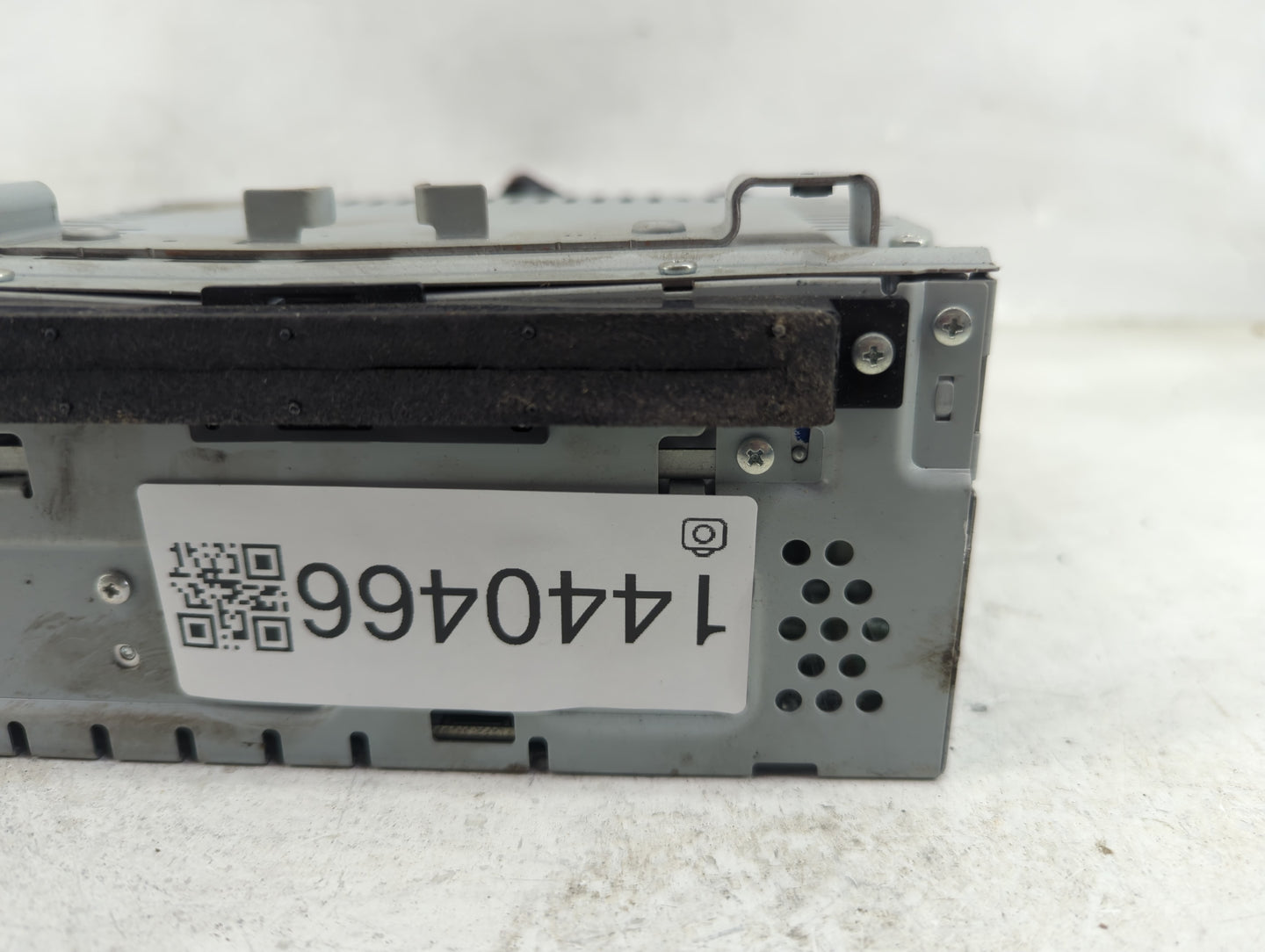 2017-2019 Ford Escape Radio AM FM Cd Player Receiver Replacement Fits Fits 2015 2016 2017 2018 2019 OEM Used Auto Parts - Oe