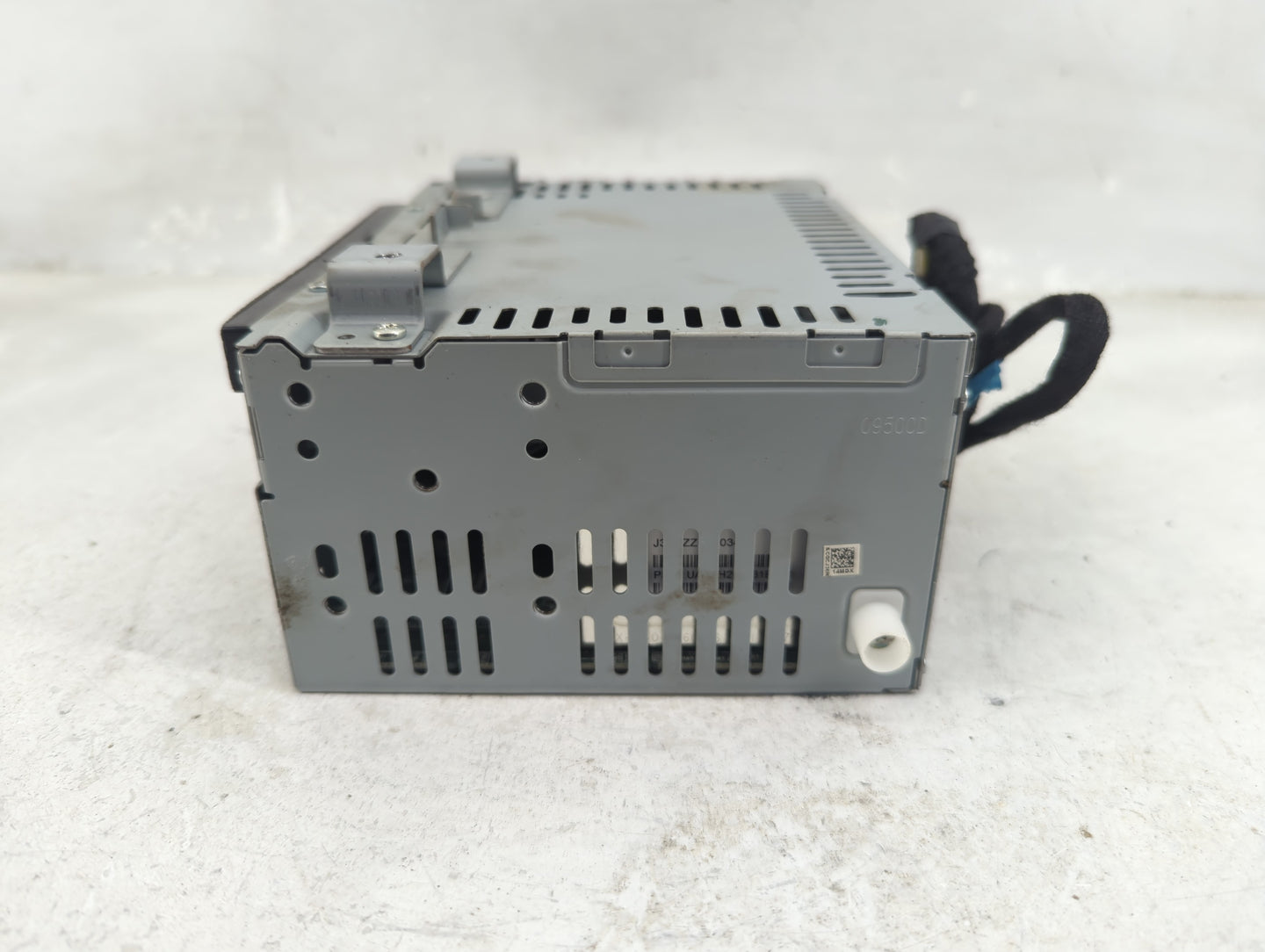 2017-2019 Ford Escape Radio AM FM Cd Player Receiver Replacement Fits Fits 2015 2016 2017 2018 2019 OEM Used Auto Parts - Oe