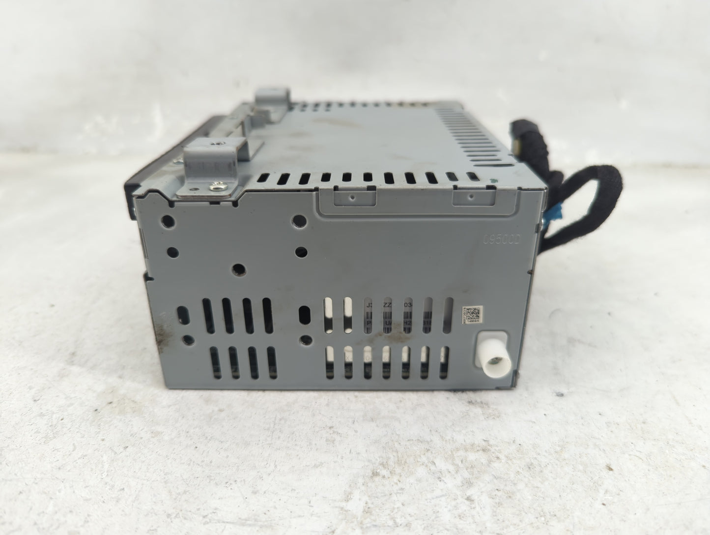 2017-2019 Ford Escape Radio AM FM Cd Player Receiver Replacement Fits Fits 2015 2016 2017 2018 2019 OEM Used Auto Parts - Oe