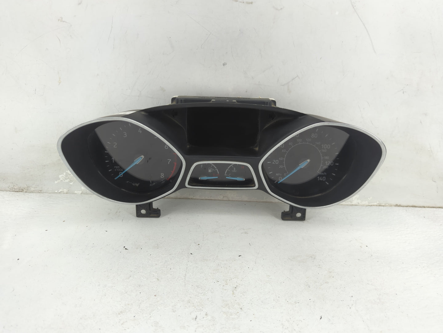 2013-2014 Ford Escape Instrument Cluster Speedometer Gauges P/N:VPCL8F-10894-B Fits Fits 2013 2014 OEM Used Auto Parts - Oem