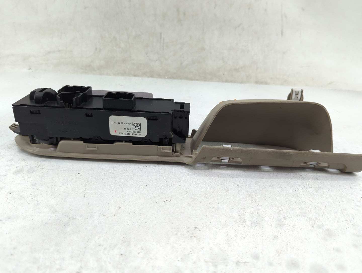 2013-2019 Ford Escape Master Power Window Switch Replacement Driver Side Left P/N:BM5T-14A132-AA Fits OEM Used Auto Parts - 