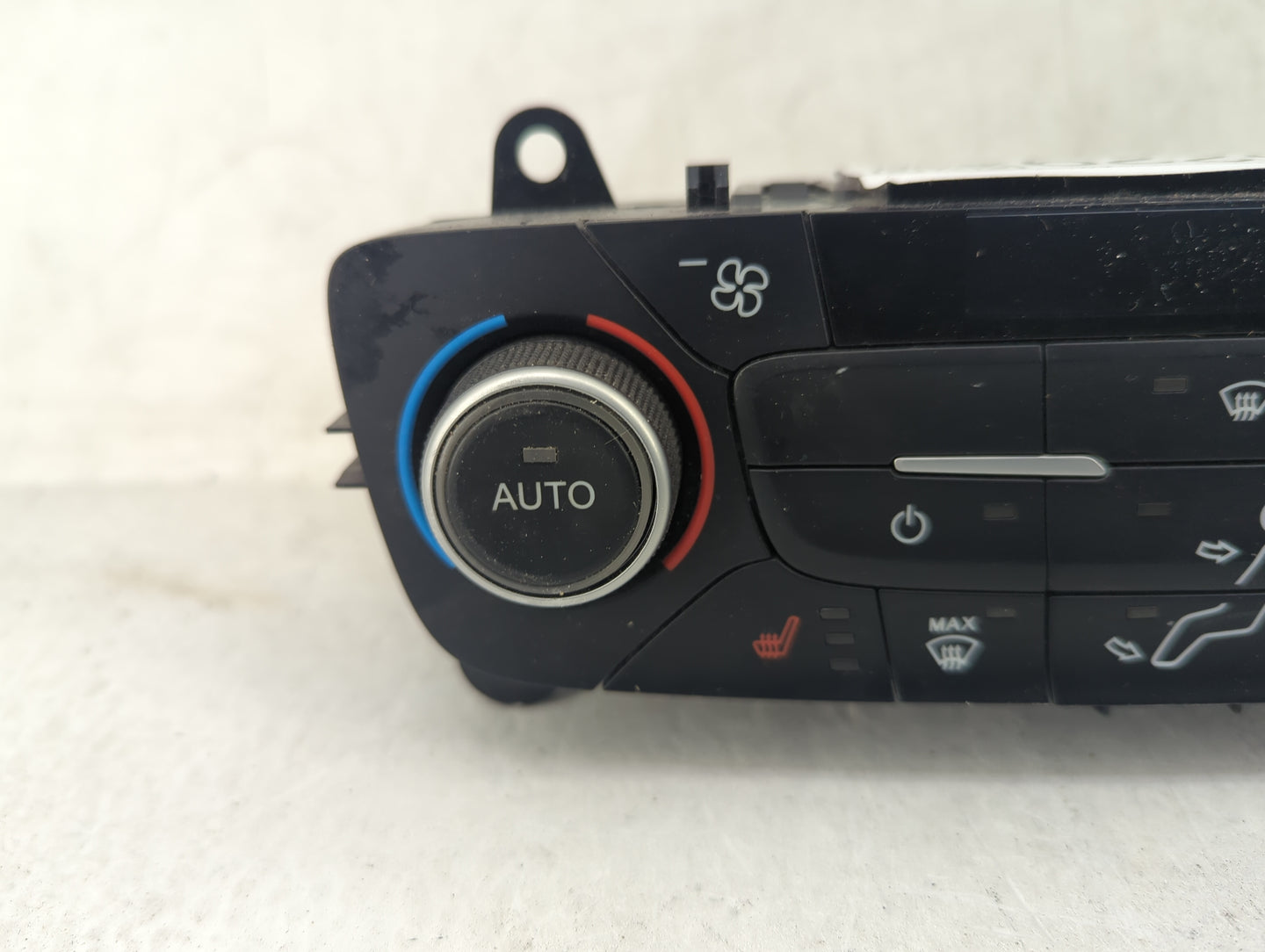 2018-2019 Ford Escape Climate Control Module Temperature AC/Heater Replacement P/N:GJ5T-18C612-CJ Fits Fits 2018 2019 OEM Us