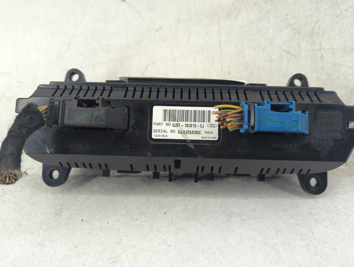 2018-2019 Ford Escape Climate Control Module Temperature AC/Heater Replacement P/N:GJ5T-18C612-CJ Fits Fits 2018 2019 OEM Us