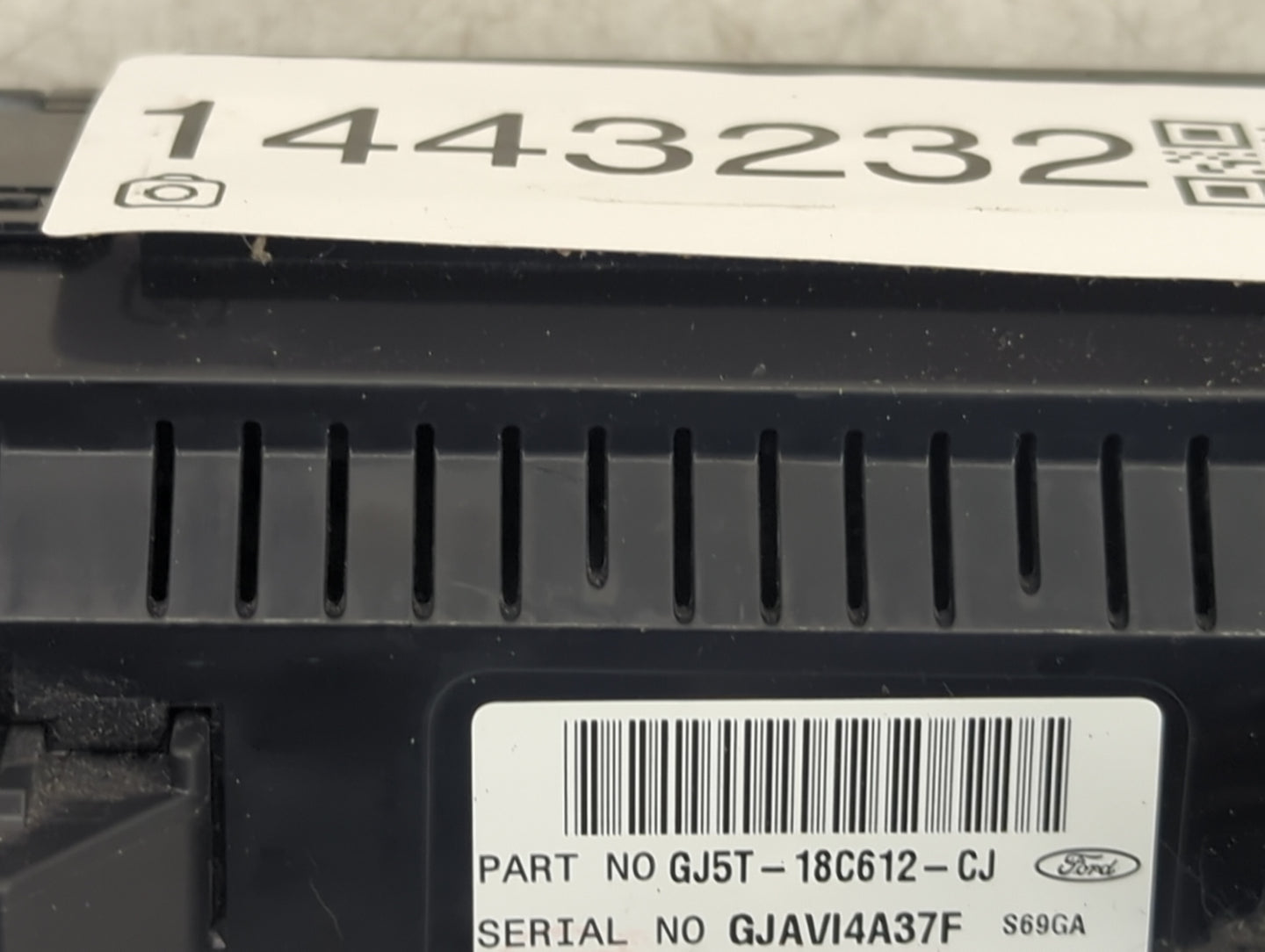 2018-2019 Ford Escape Climate Control Module Temperature AC/Heater Replacement P/N:GJ5T-18C612-CJ GJAVI4A37F Fits Fits 2018 
