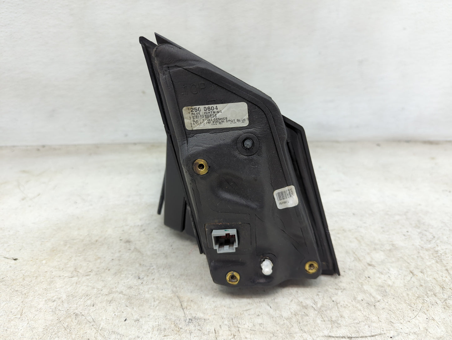 2017-2019 Ford Escape Driver Side View Mirror - Left Door Mirror OEM Used - Oemusedautoparts1.com