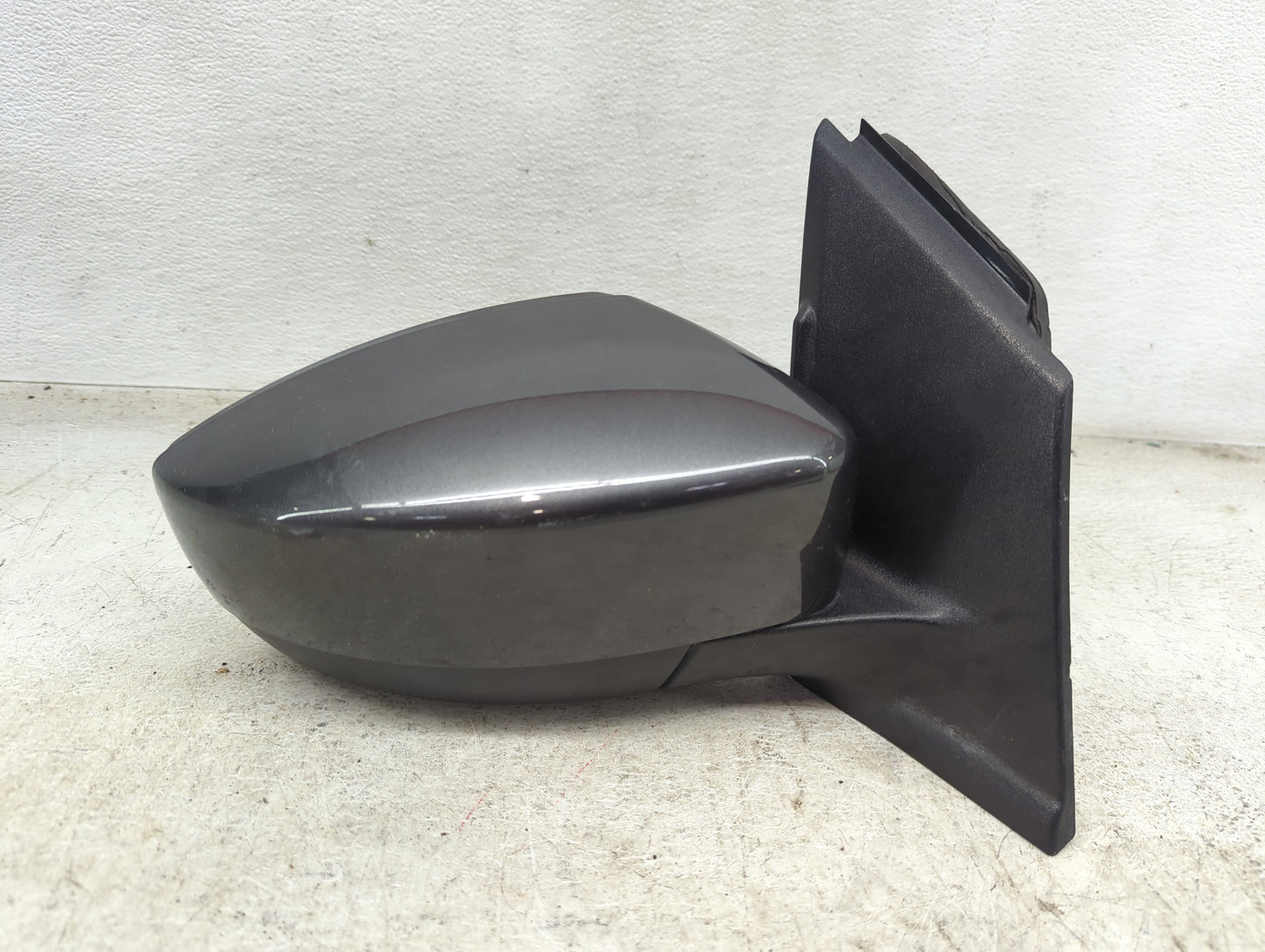 2017-2019 Ford Escape Passenger Side View Mirror - Right Door Mirror OEM Used - Oemusedautoparts1.com
