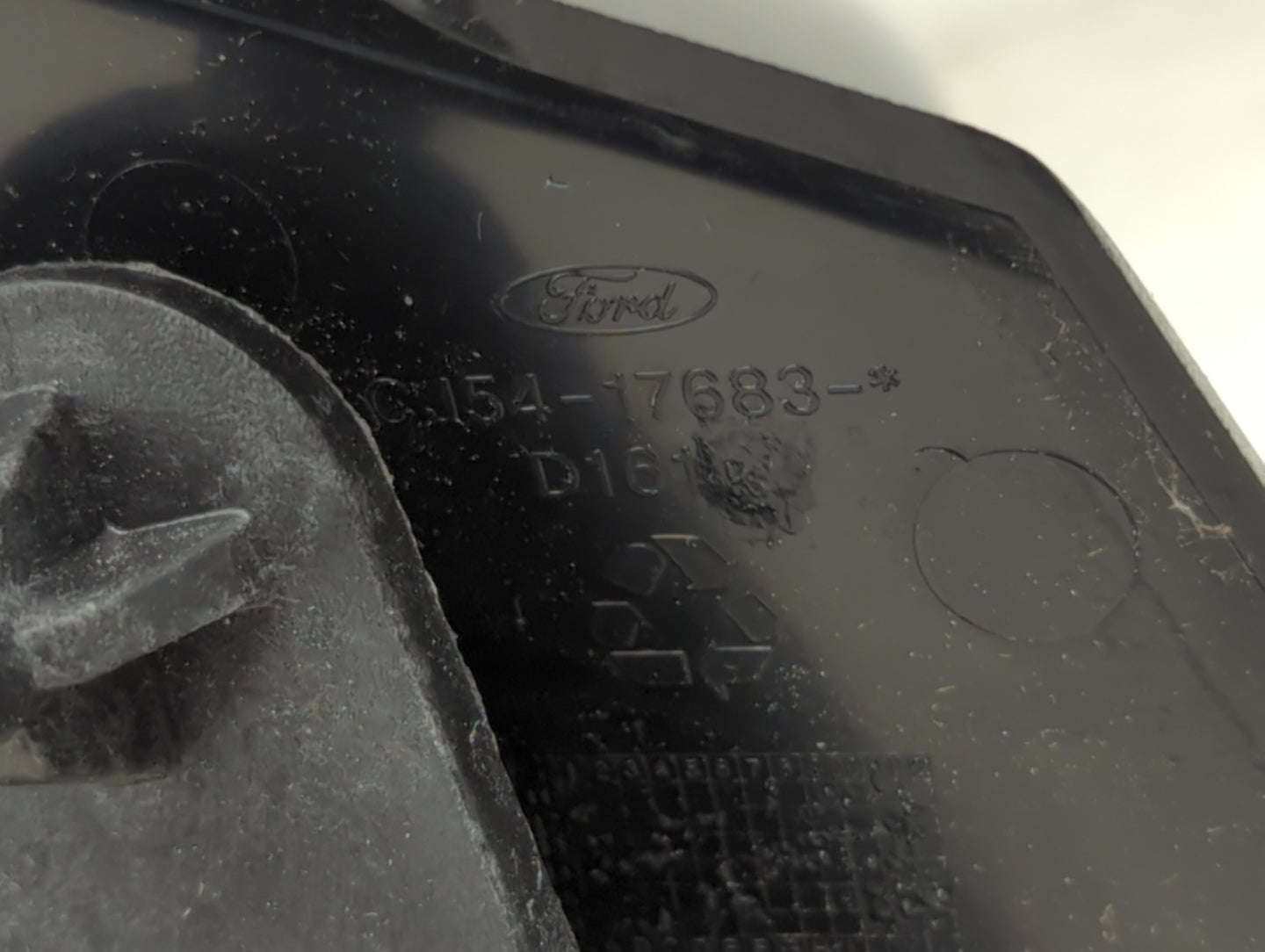 2017-2019 Ford Escape Driver Side View Mirror - Left Door Mirror OEM Used - Oemusedautoparts1.com