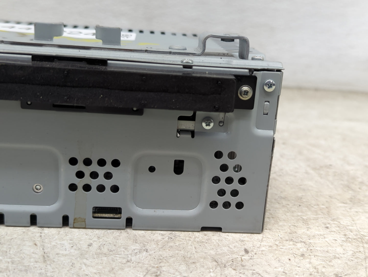 2015-2019 Ford Escape Radio AM FM Cd Player Receiver Replacement P/N:GJ5T-19C107-BE CJ5T-19C107-GB Fits OEM Used Auto Parts 