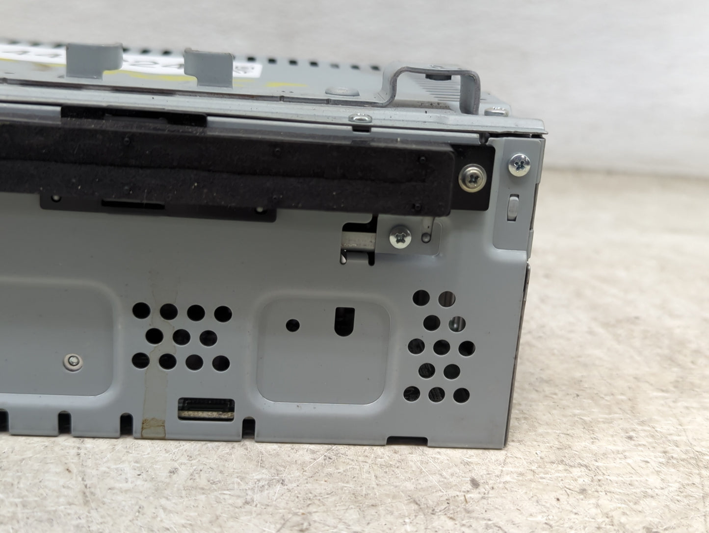 2015-2019 Ford Escape Radio AM FM Cd Player Receiver Replacement P/N:GJ5T-19C107-BE CJ5T-19C107-GB Fits OEM Used Auto Parts 