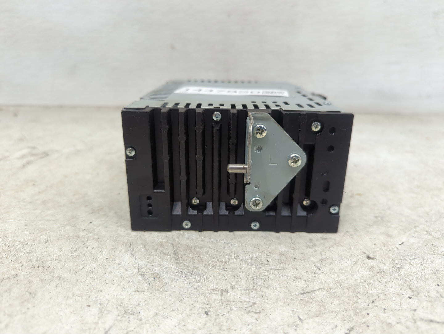 2017-2019 Ford Escape Radio AM FM Cd Player Receiver Replacement P/N:GJ5T-19C107-DD GJ5T-19C107-BE Fits Fits 2017 2018 2019 