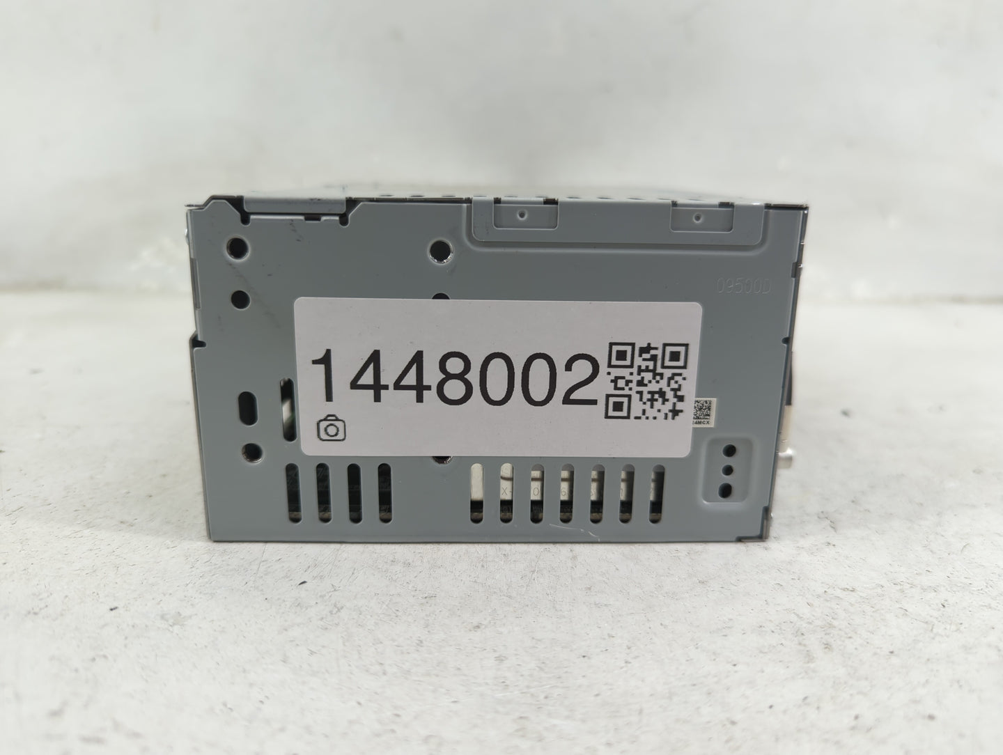 2017-2019 Ford Escape Radio AM FM Cd Player Receiver Replacement P/N:CQ-CJ36N24MC Fits Fits 2017 2018 2019 OEM Used Auto Par