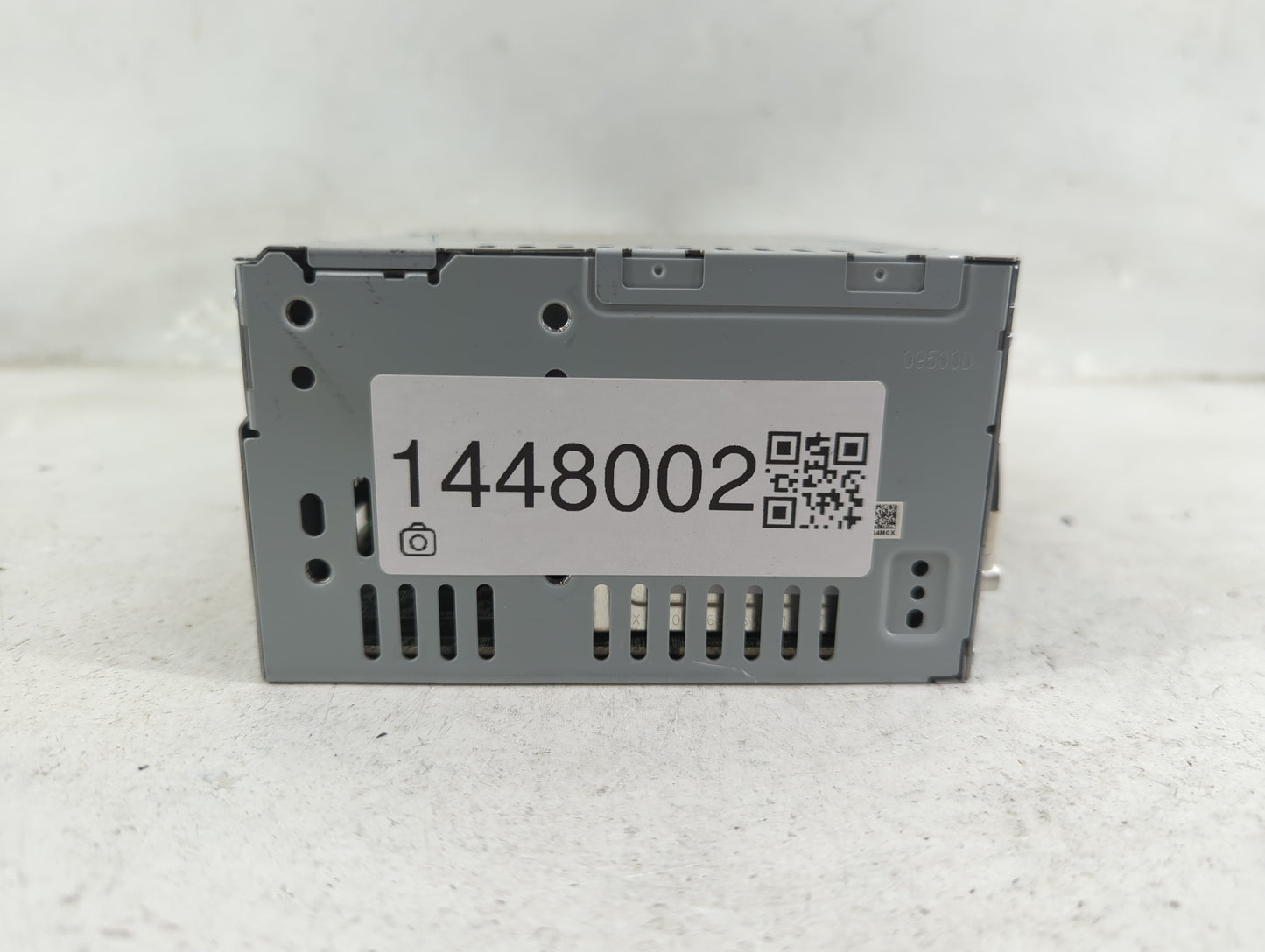 2017-2019 Ford Escape Radio AM FM Cd Player Receiver Replacement P/N:CQ-CJ36N24MC Fits Fits 2017 2018 2019 OEM Used Auto Par