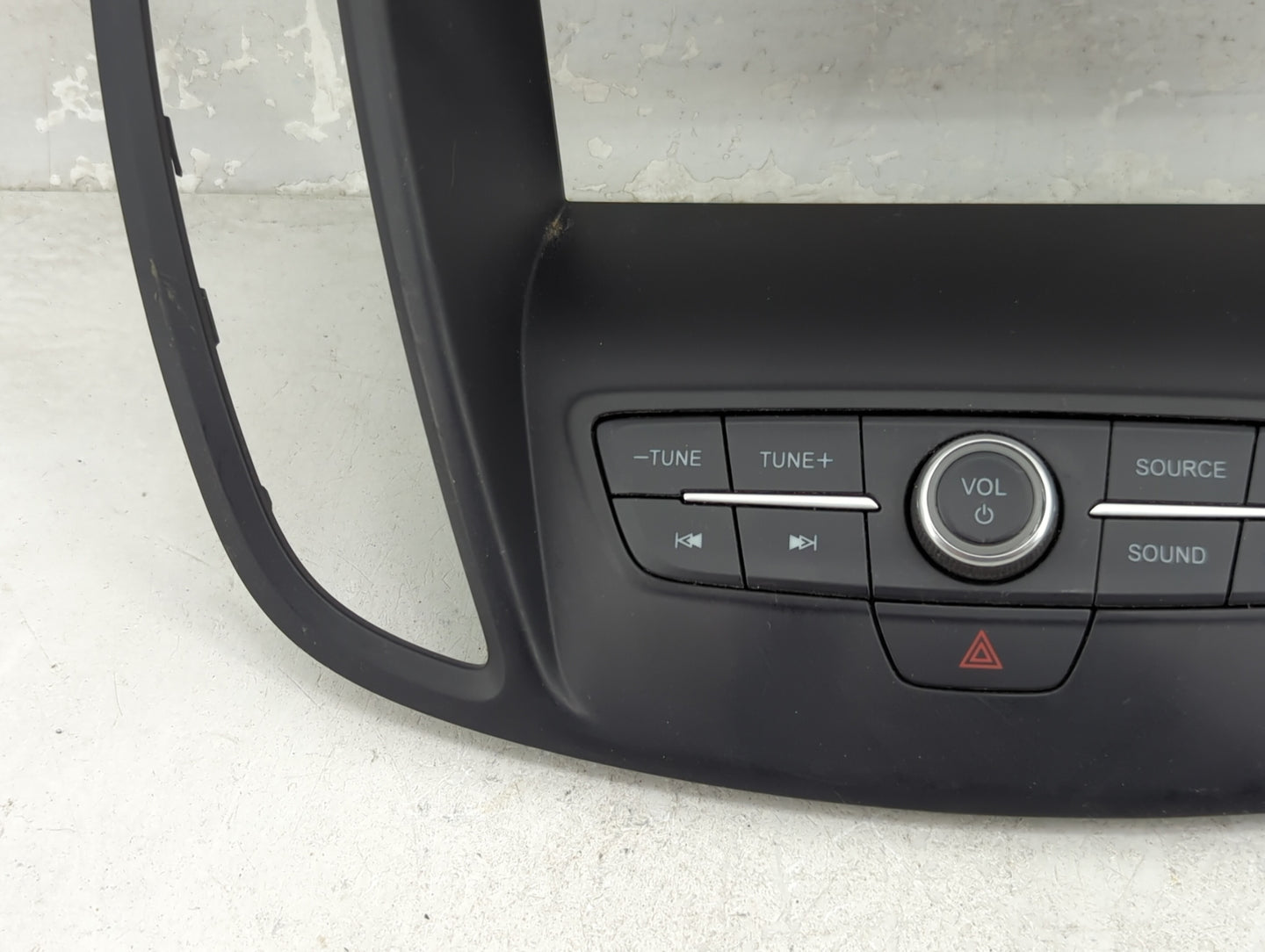 2018 Ford Escape Radio Control Panel Black - Oemusedautoparts1.com