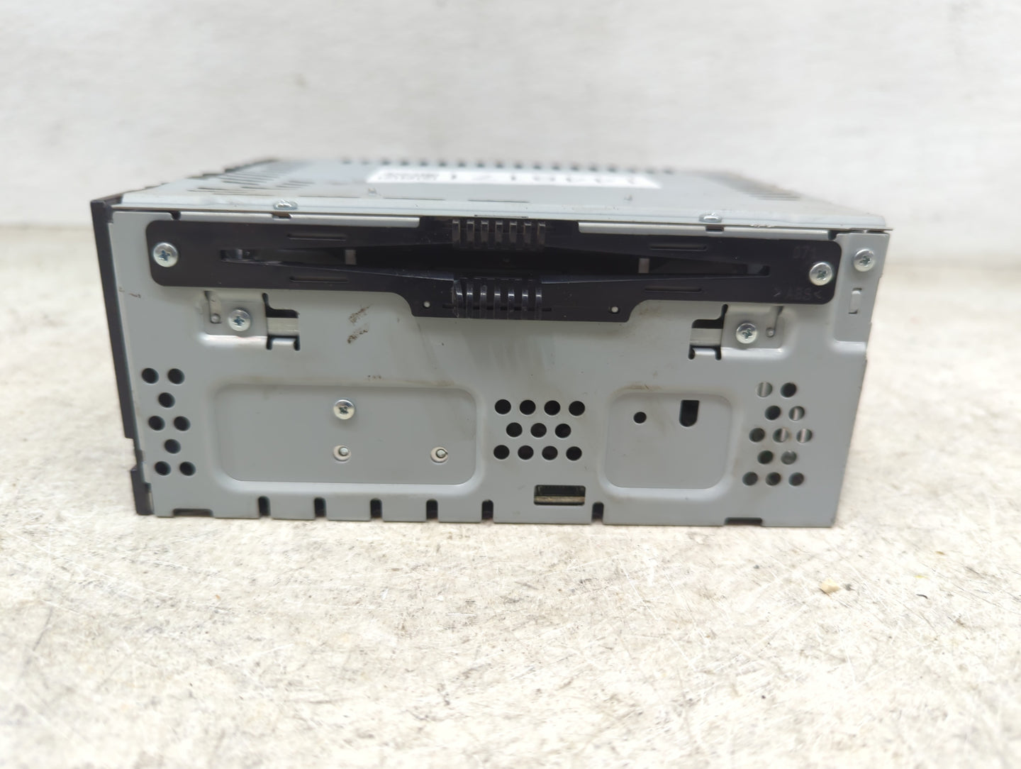 2015-2019 Ford Escape Radio AM FM Cd Player Receiver Replacement P/N:CJ5T-19C107-GB GJ5T-19C107-DD Fits OEM Used Auto Parts 