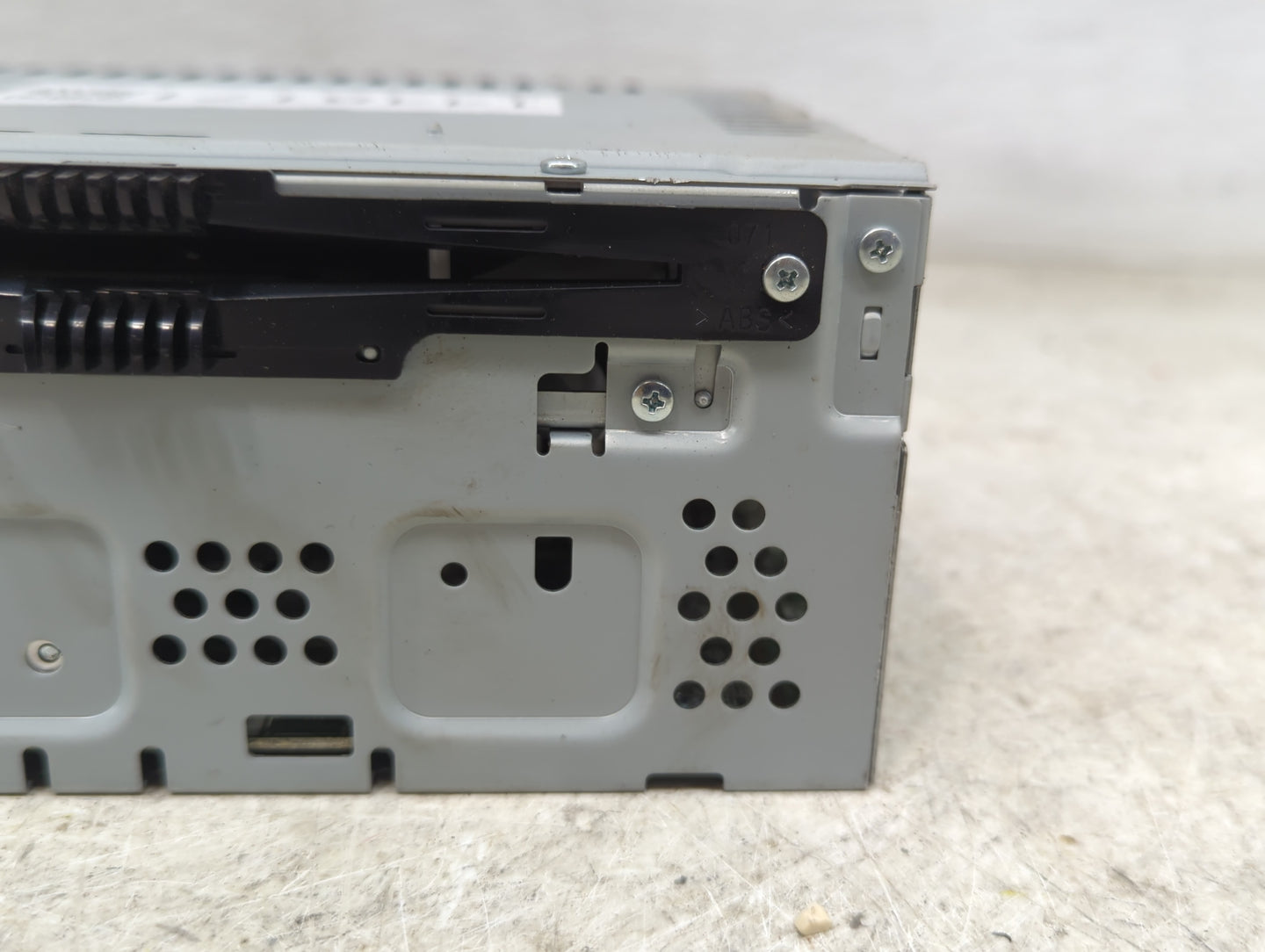 2015-2019 Ford Escape Radio AM FM Cd Player Receiver Replacement P/N:CJ5T-19C107-GB GJ5T-19C107-DD Fits OEM Used Auto Parts 