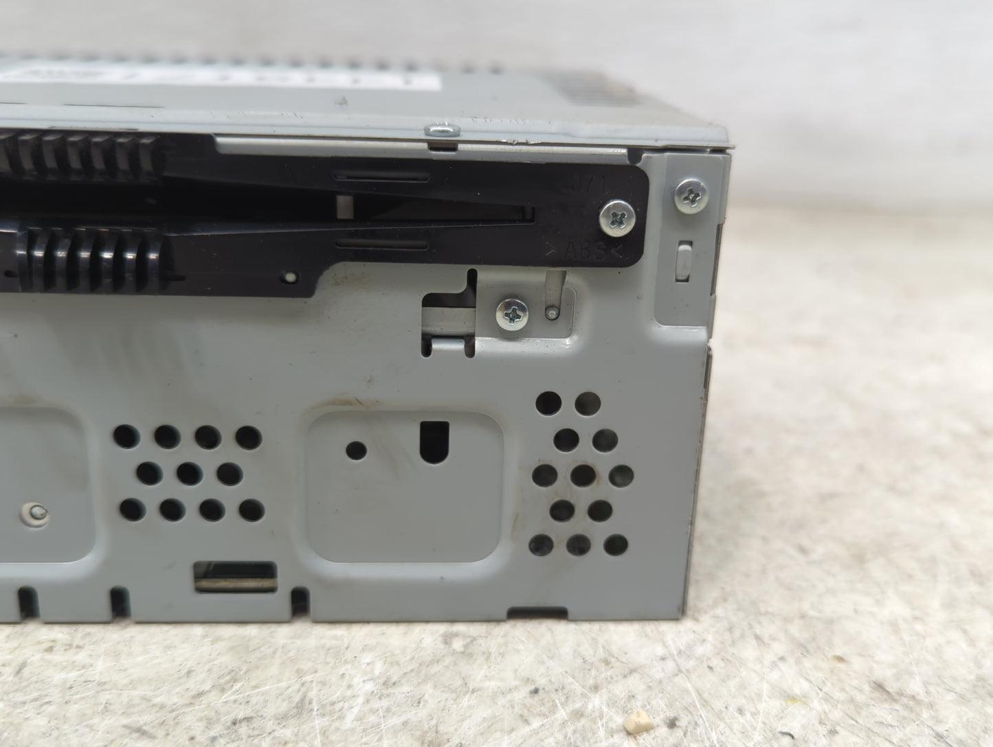 2015-2019 Ford Escape Radio AM FM Cd Player Receiver Replacement P/N:CJ5T-19C107-GB GJ5T-19C107-DD Fits OEM Used Auto Parts 