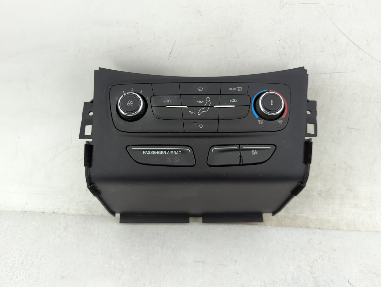 2017-2019 Ford Escape Climate Control Module Temperature AC/Heater Replacement P/N:GJ5T-19980-AH F1ET 18549 Fits OEM Used Au