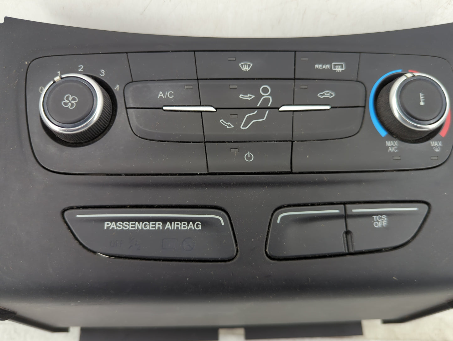2017-2019 Ford Escape Climate Control Module Temperature AC/Heater Replacement P/N:GJ5T-19980-AH F1ET 18549 Fits OEM Used Au