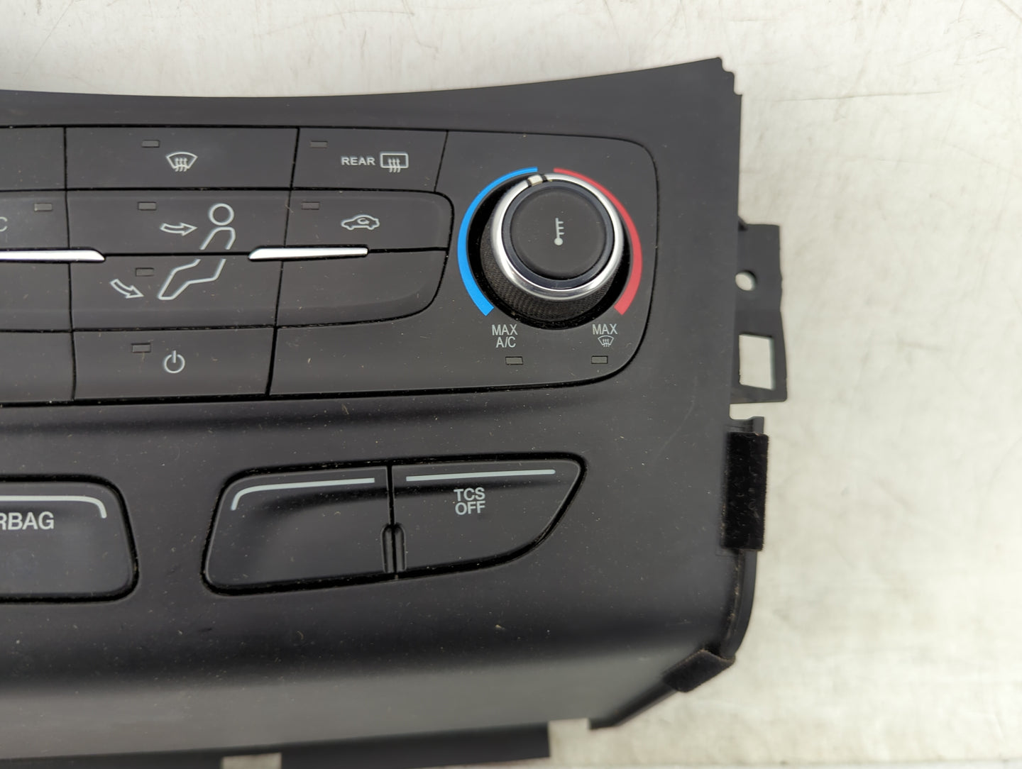 2017-2019 Ford Escape Climate Control Module Temperature AC/Heater Replacement P/N:GJ5T-19980-AH F1ET 18549 Fits OEM Used Au