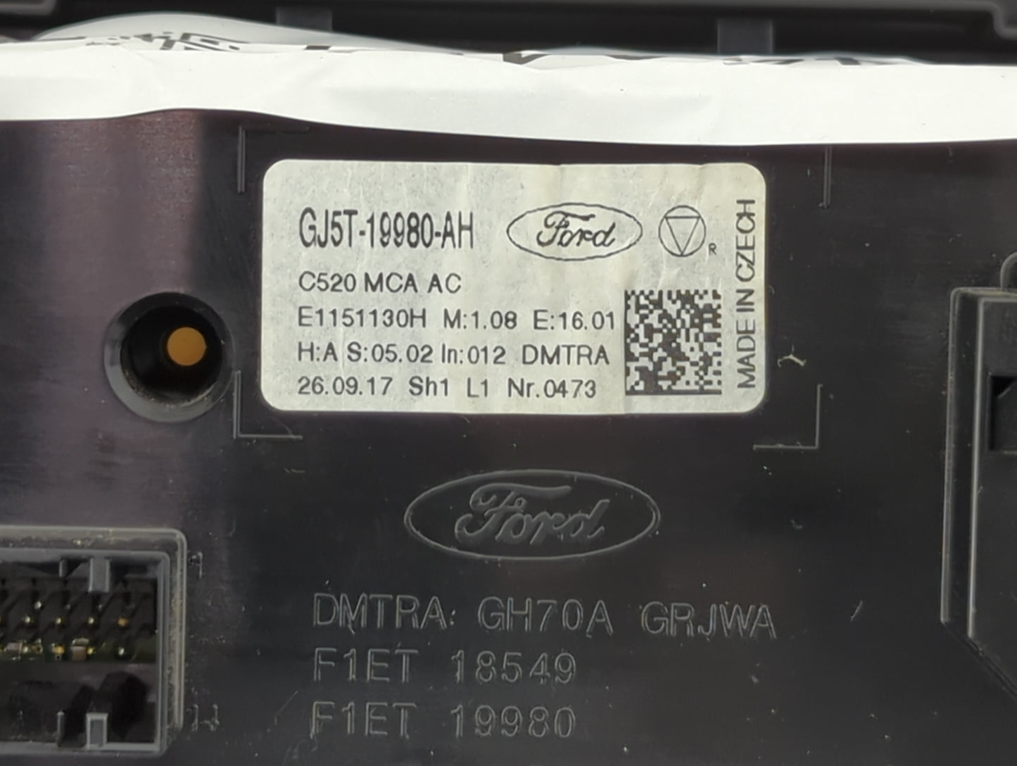 2017-2019 Ford Escape Climate Control Module Temperature AC/Heater Replacement P/N:GJ5T-19980-AH F1ET 18549 Fits OEM Used Au