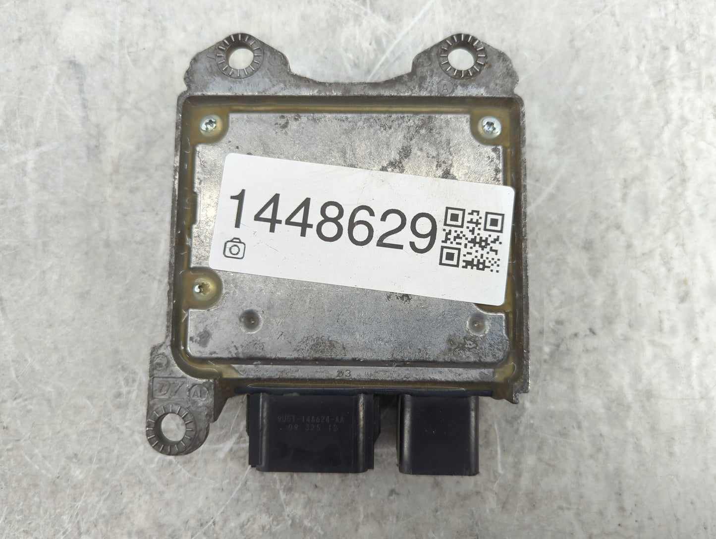 2017-2019 Ford Escape Safety Restraint Srs Airbag Control Module 1448629 - Oemusedautoparts1.com