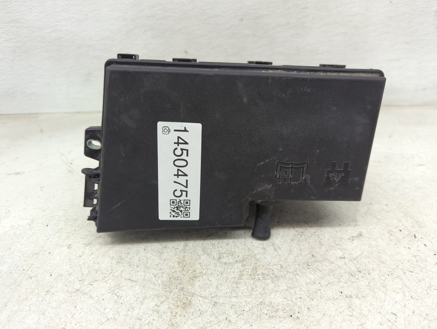 2018 Ford Escape Fusebox Fuse Box Panel Relay Module P/N:AV6T-14A067-AD 8T2T-14B192-BA Fits OEM Used Auto Parts - Oemusedaut