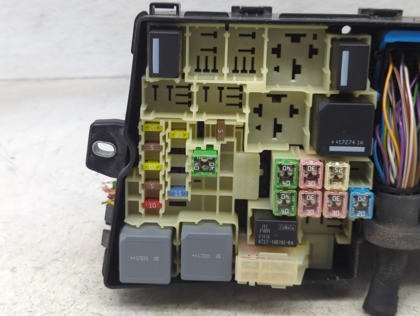 2018 Ford Escape Fusebox Fuse Box Panel Relay Module P/N:AV6T-14A067-AD 8T2T-14B192-BA Fits OEM Used Auto Parts - Oemusedaut
