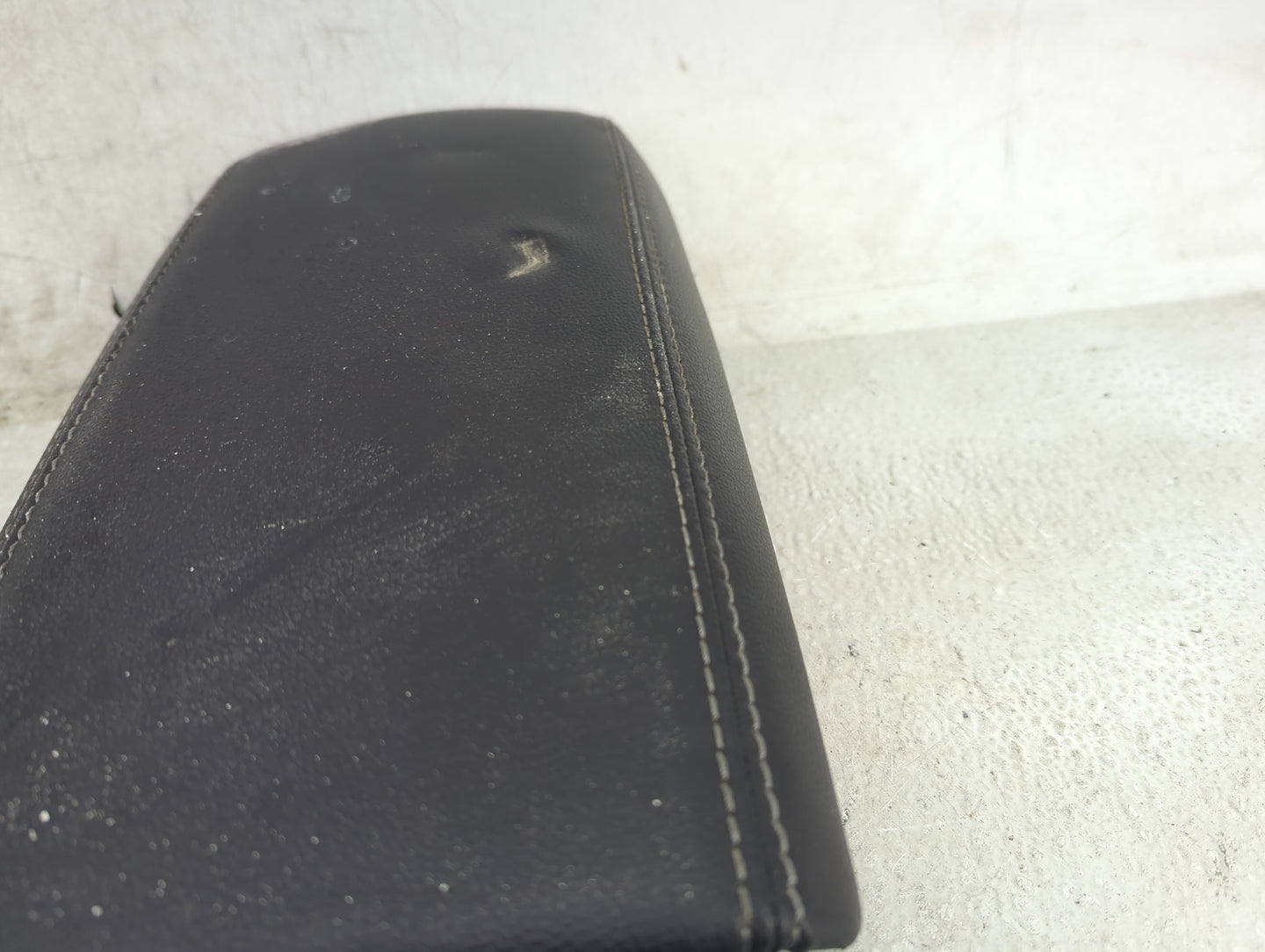 2018 Ford Escape Center Console Armrest Cover Lid Fits OEM Used Auto Parts - Oemusedautoparts1.com
