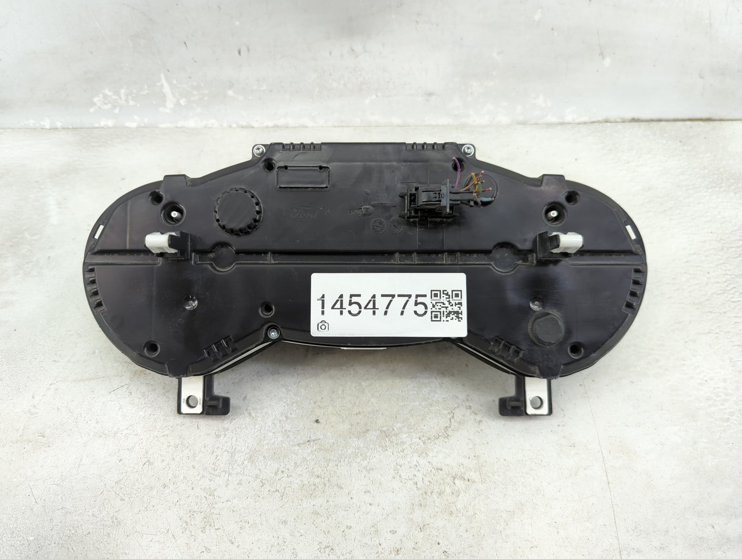 2018 Ford Escape Instrument Cluster Speedometer Gauges P/N:VPCL8F-10894-B Miles: Fits OEM Used Auto Parts - Oemusedautoparts