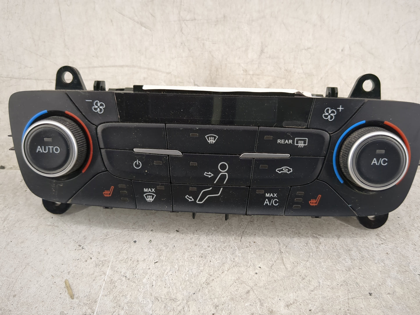 2018-2019 Ford Escape Climate Control Module Temperature AC/Heater Replacement P/N:GJ5T-18C612-CH Fits Fits 2018 2019 OEM Us