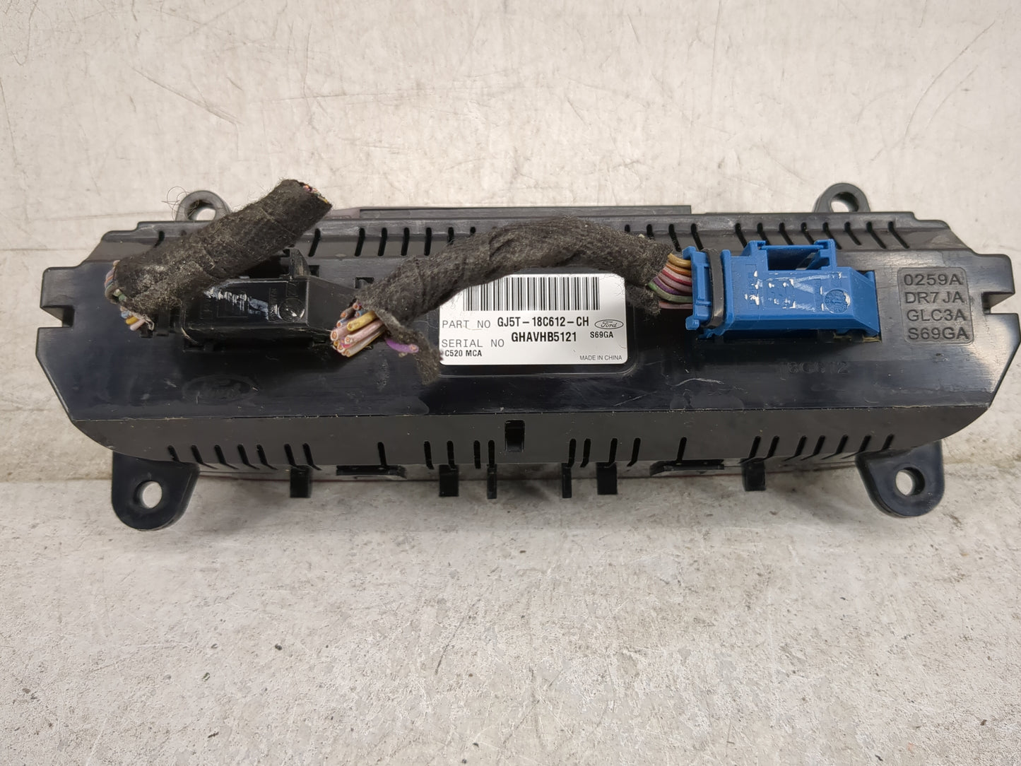 2018-2019 Ford Escape Climate Control Module Temperature AC/Heater Replacement P/N:GJ5T-18C612-CH Fits Fits 2018 2019 OEM Us