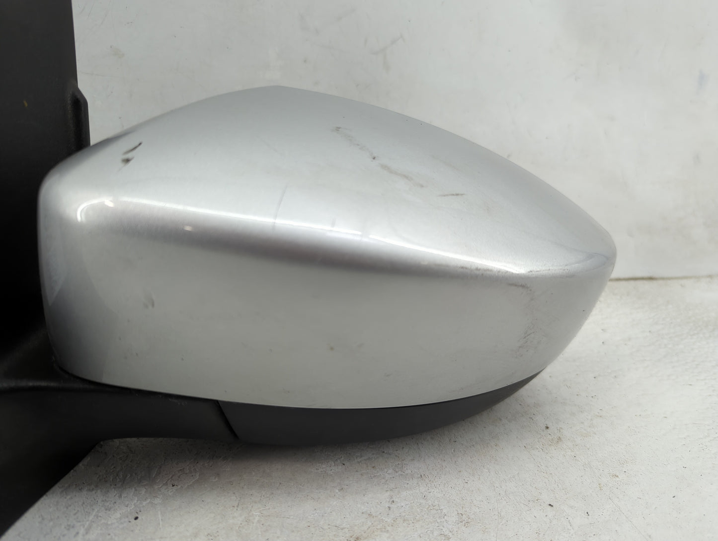 2017-2019 Ford Escape Driver Side View Mirror - Left Door Mirror OEM Used - Oemusedautoparts1.com