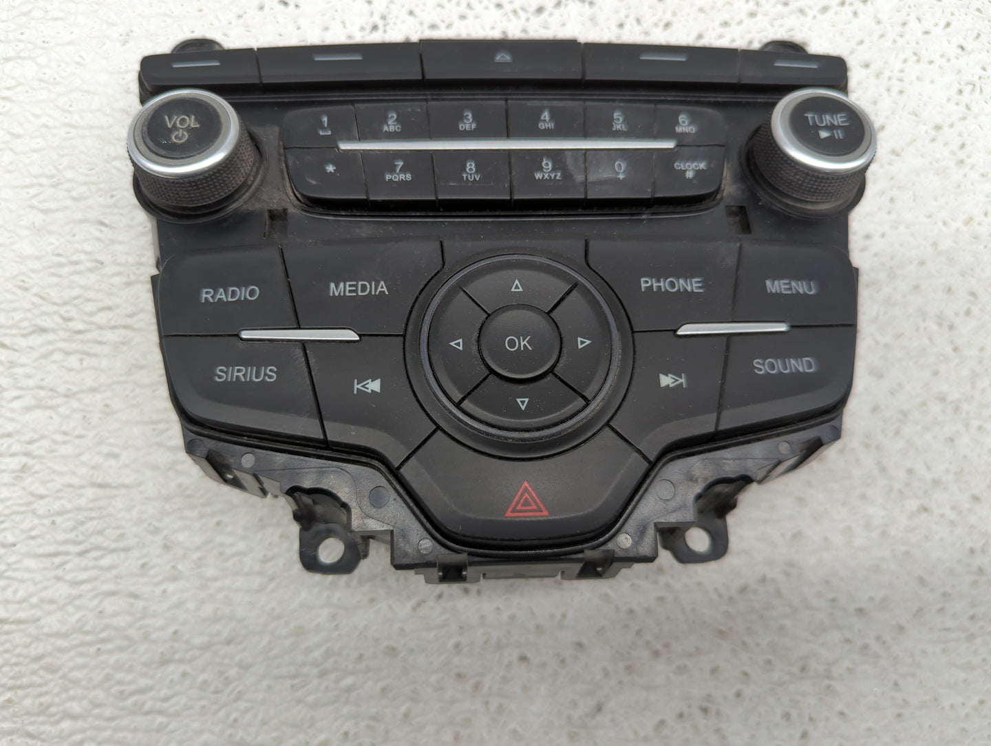 2018 Ford Escape Radio AM FM Cd Player Receiver Replacement P/N:F1ET18K811 4F571-BB Fits OEM Used Auto Parts - Oemusedautopa