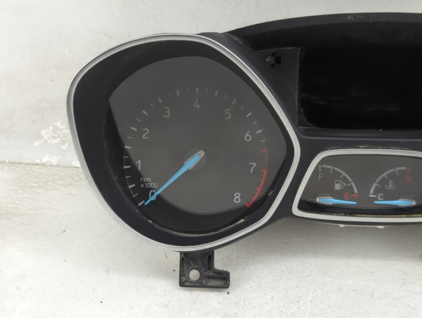2018 Ford Escape Instrument Cluster Speedometer Gauges P/N:VPCL8F-10894-B Miles: Fits OEM Used Auto Parts - Oemusedautoparts