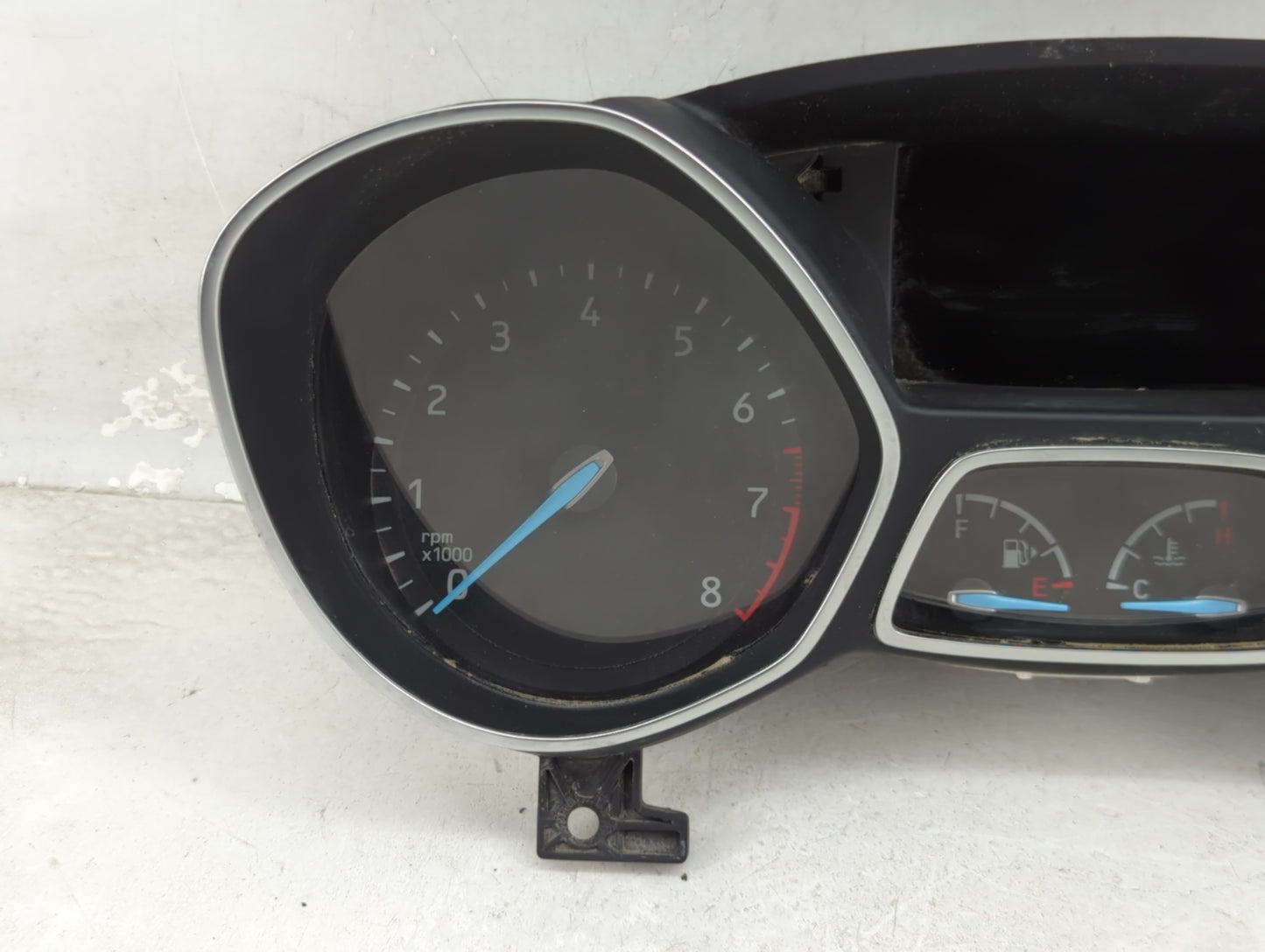 2018 Ford Escape Instrument Cluster Speedometer Gauges P/N:VPCL8F-10894-B Miles: Fits OEM Used Auto Parts - Oemusedautoparts