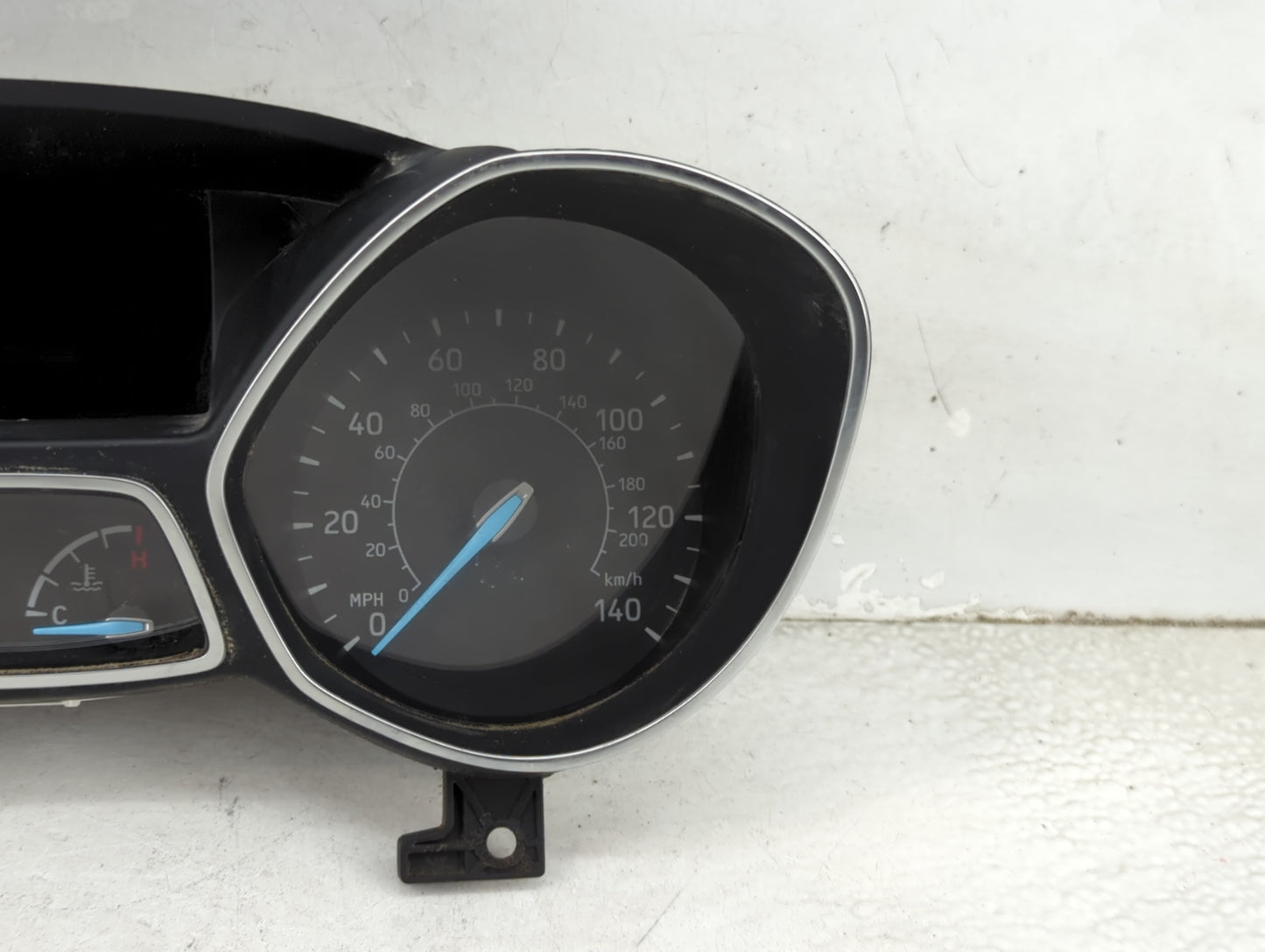 2018 Ford Escape Instrument Cluster Speedometer Gauges P/N:VPCL8F-10894-B Miles: Fits OEM Used Auto Parts - Oemusedautoparts