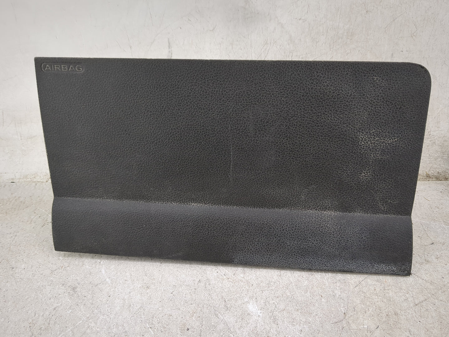 2018 Ford Escape Air Bag Passenger Right Dashboard OEM P/N:GJ54-78042A01-AB35B8 DTU81H53AFX, F9C9E Fits OEM Used Auto Parts 