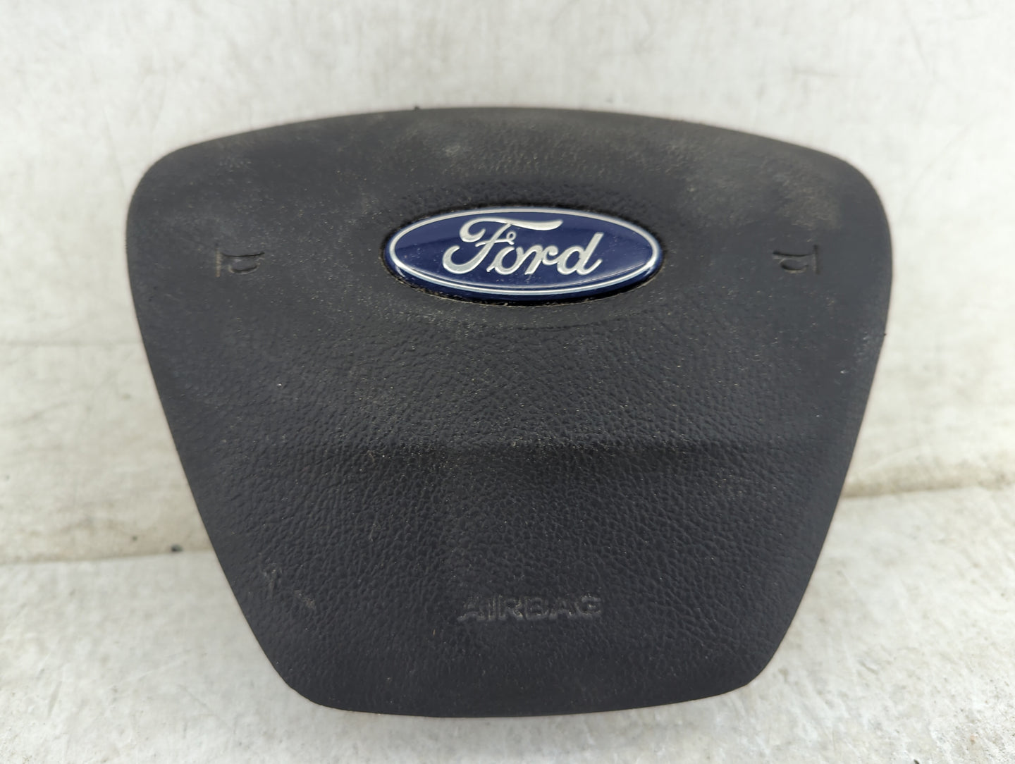 2017-2019 Ford Escape Air Bag Driver Left Steering Wheel Mounted Black - Oemusedautoparts1.com