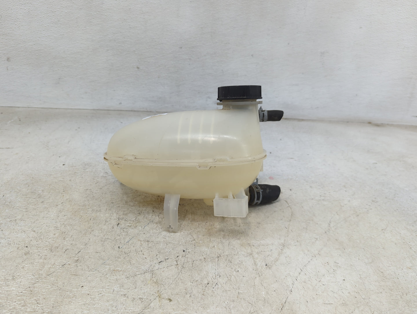 2017-2019 Ford Escape Radiator Coolant Overflow Expansion Tank Bottle 1460039 - Oemusedautoparts1.com