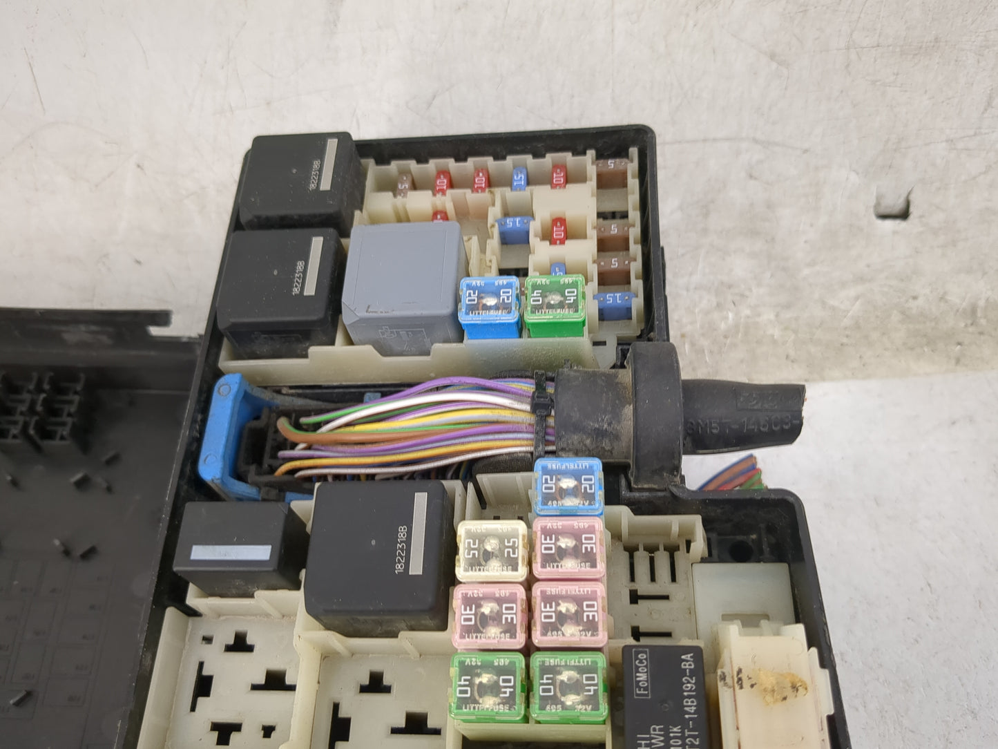 2019-2019 Ford Escape Fusebox Fuse Box Relay Module 1460516 - Oemusedautoparts1.com