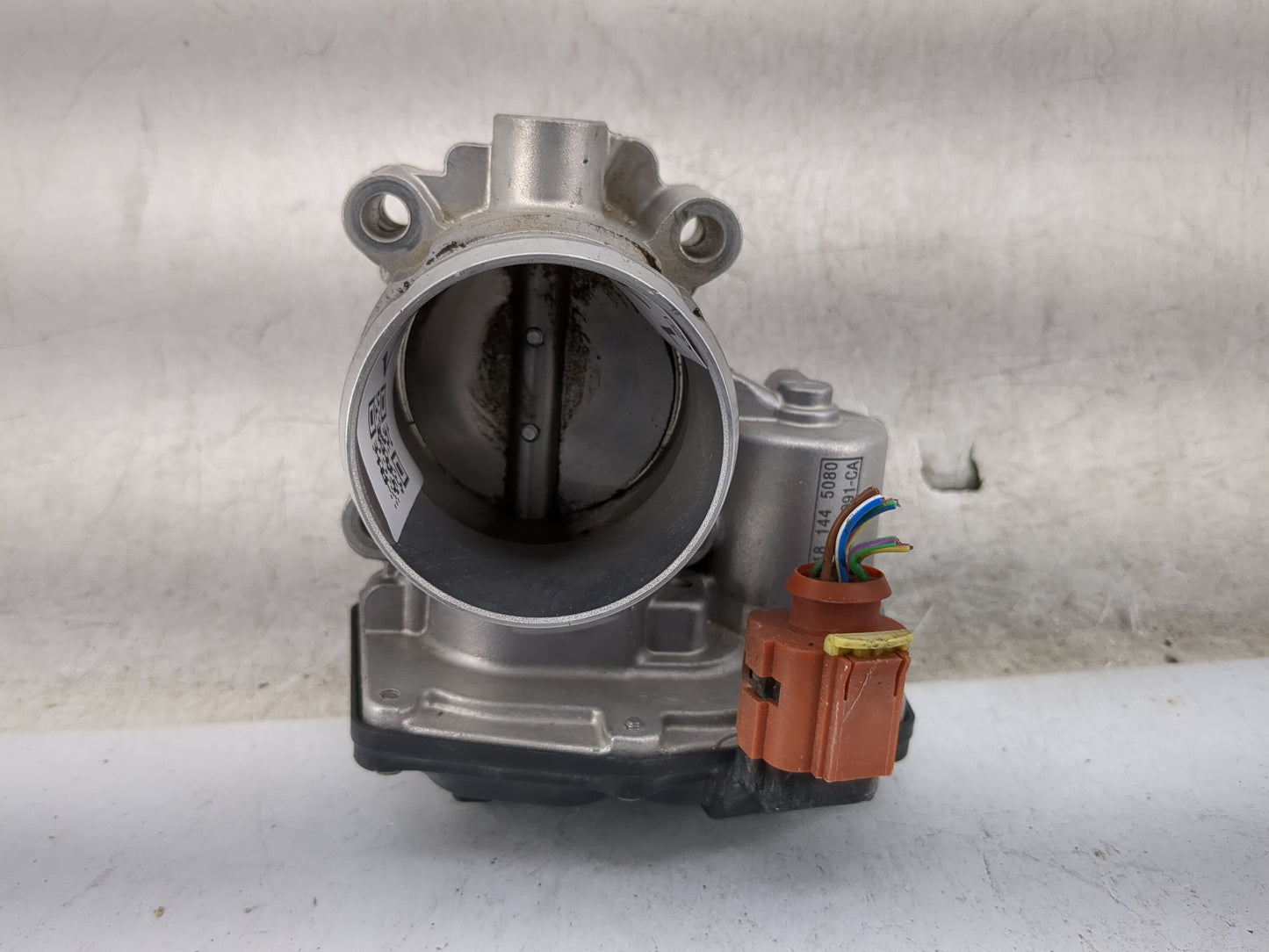 2017-2019 Ford Escape Throttle Body P/N:DS7G-9F991-CA B18 144 5080 Fits Fits 2014 2015 2016 2017 2018 2019 2020 OEM Used Aut