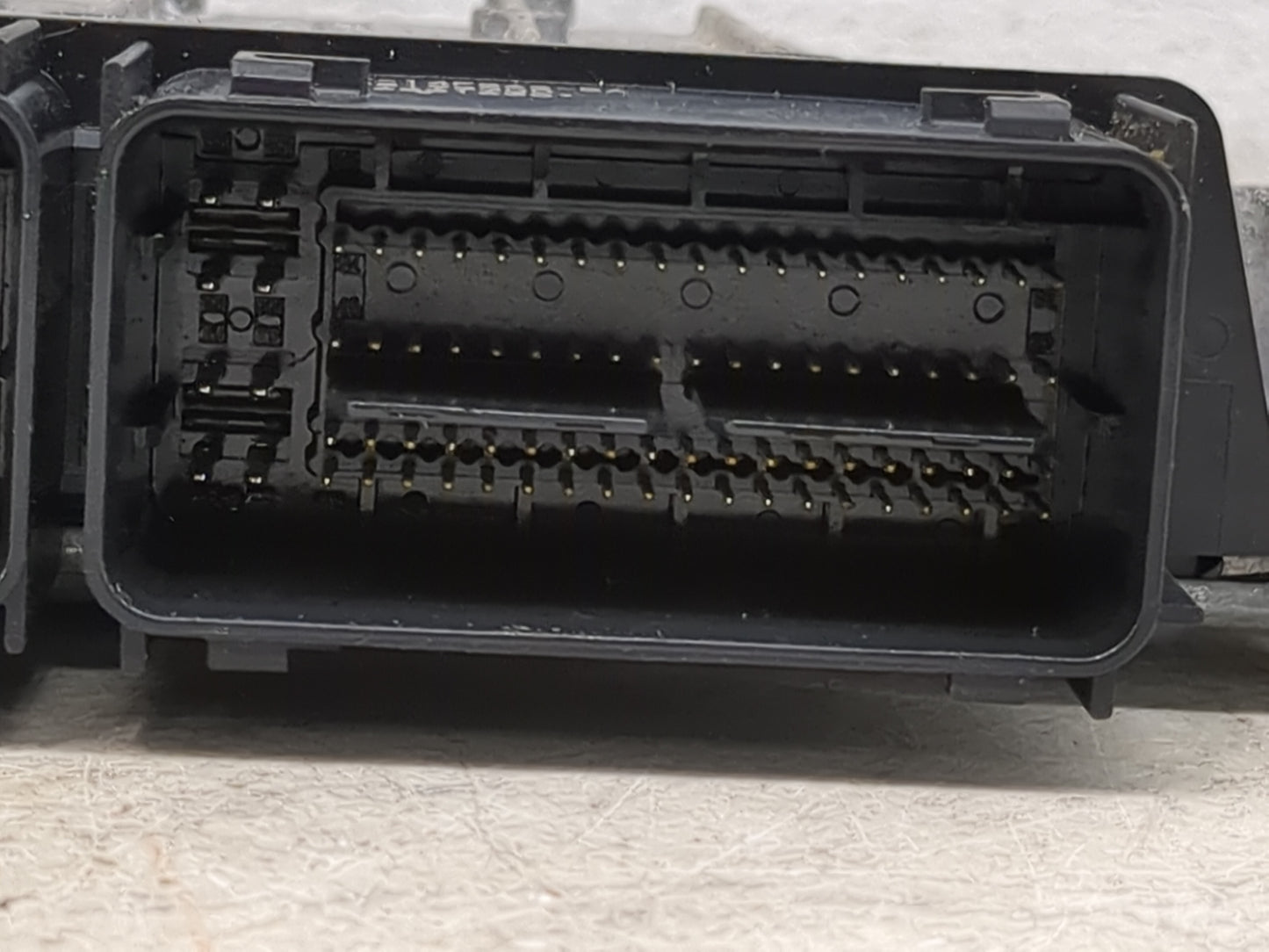 2017-2019 Ford Escape PCM Engine Control Computer ECU ECM PCU OEM P/N:FV6A-12B684-AB HJ5A-12A650-MA Fits Fits 2017 2018 2019