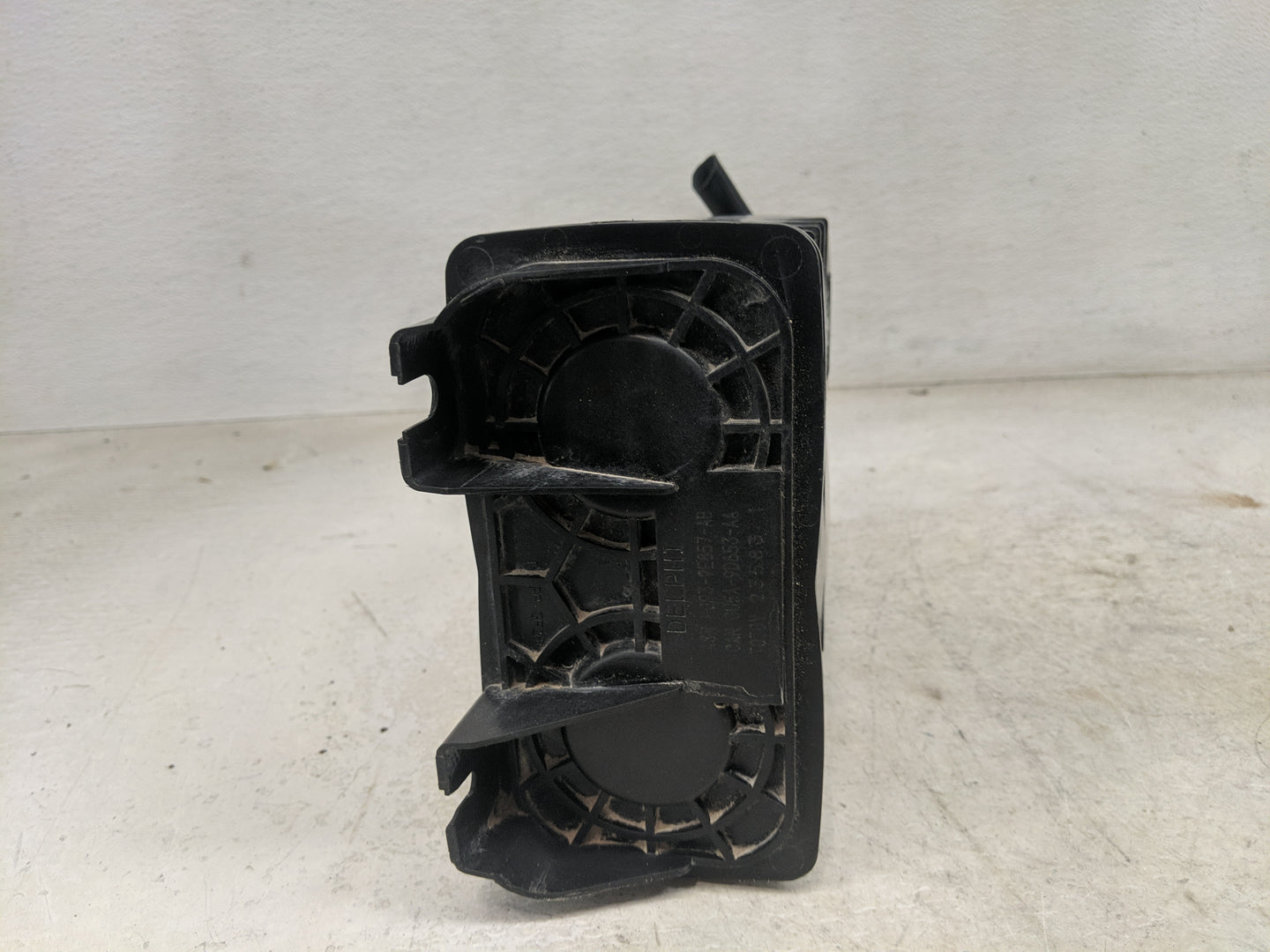 2018 Ford Escape Fuel Vapor Charcoal Canister 1462033 - Oemusedautoparts1.com