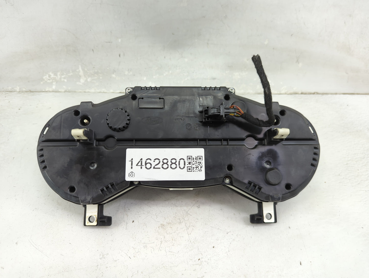 2018 Ford Escape Instrument Cluster Speedometer Gauges P/N:JJ5T-10849-TA CV4T-14C026-BH Miles: Fits OEM Used Auto Parts - Oe