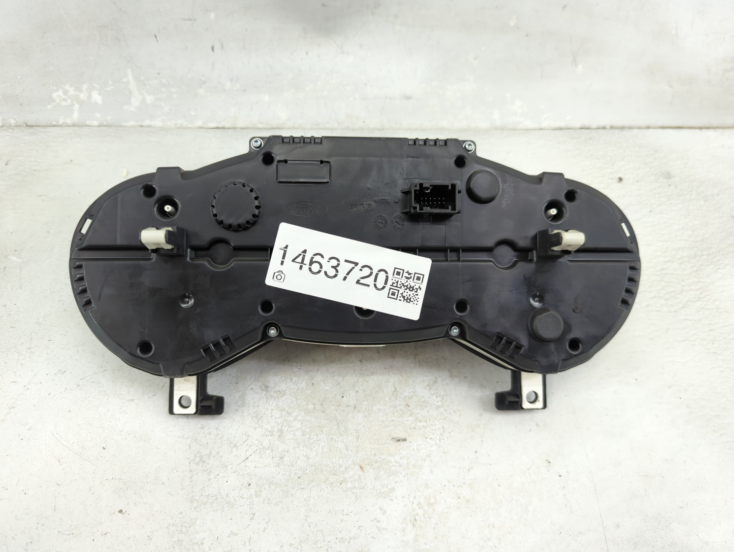 2018 Ford Escape Instrument Cluster Speedometer Gauges P/N:CJ5T-10849-TA JJ5T-10849-TC, CL8F-10894-B Miles:117K Fits OEM Use